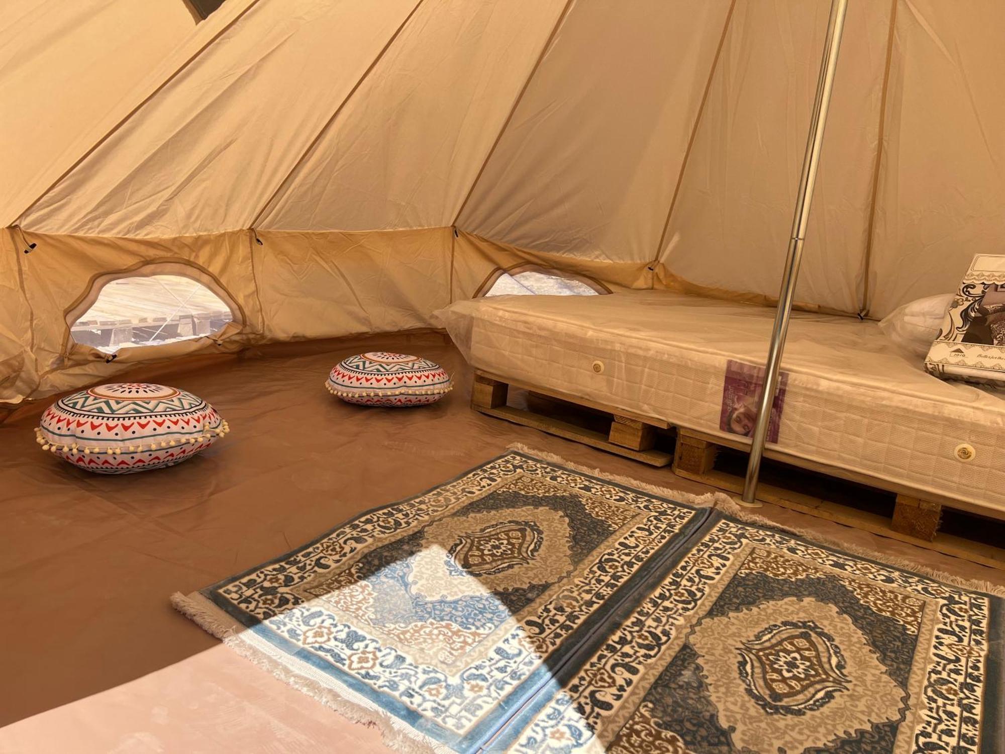 Meme Glamping Hotell Corbu  Eksteriør bilde