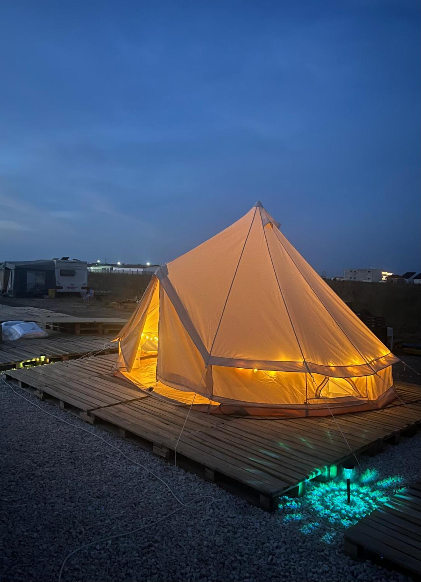 Meme Glamping Hotell Corbu  Eksteriør bilde